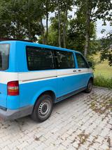 Volkswagen T5 Kombi - Volkswagen T5 Kombi mit Diesel-Antrieb: Automatik