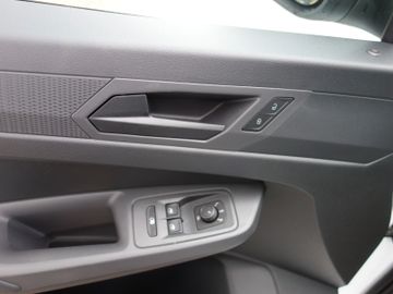 Bild 13 Ford Transit Connect Trend L1 Kasten Kurvenlicht PDC