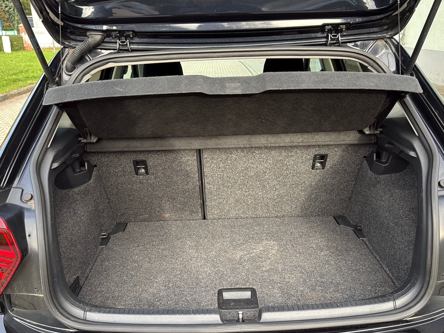Fahrzeugabbildung Volkswagen Polo VI Highline/ unfallfrei/ 1.Hd