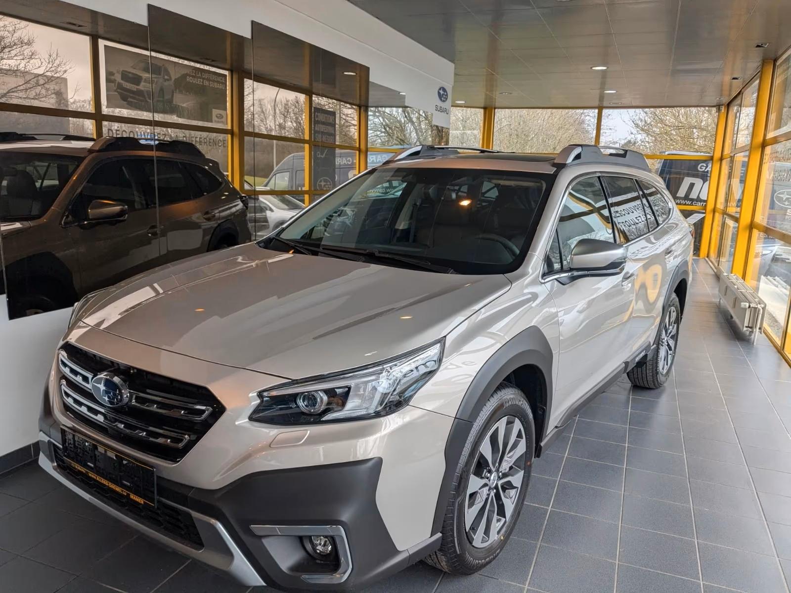Subaru Outback 2.5i Platinum = PREMIUM 8 J. GARANTIE
