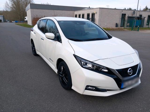 Nissan Leaf Baujahr 40 kWh  150 PS