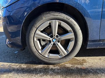 BMW 218i Active Tourer DAB LED Komfortzg. Shz