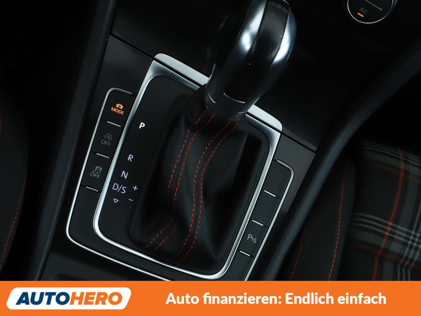 Volkswagen 2.0 TFSI GTI "Performance" BlueMotion Tech Aut.