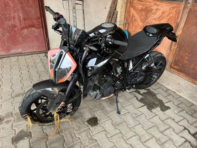 KTM SUPER DUKE 1290