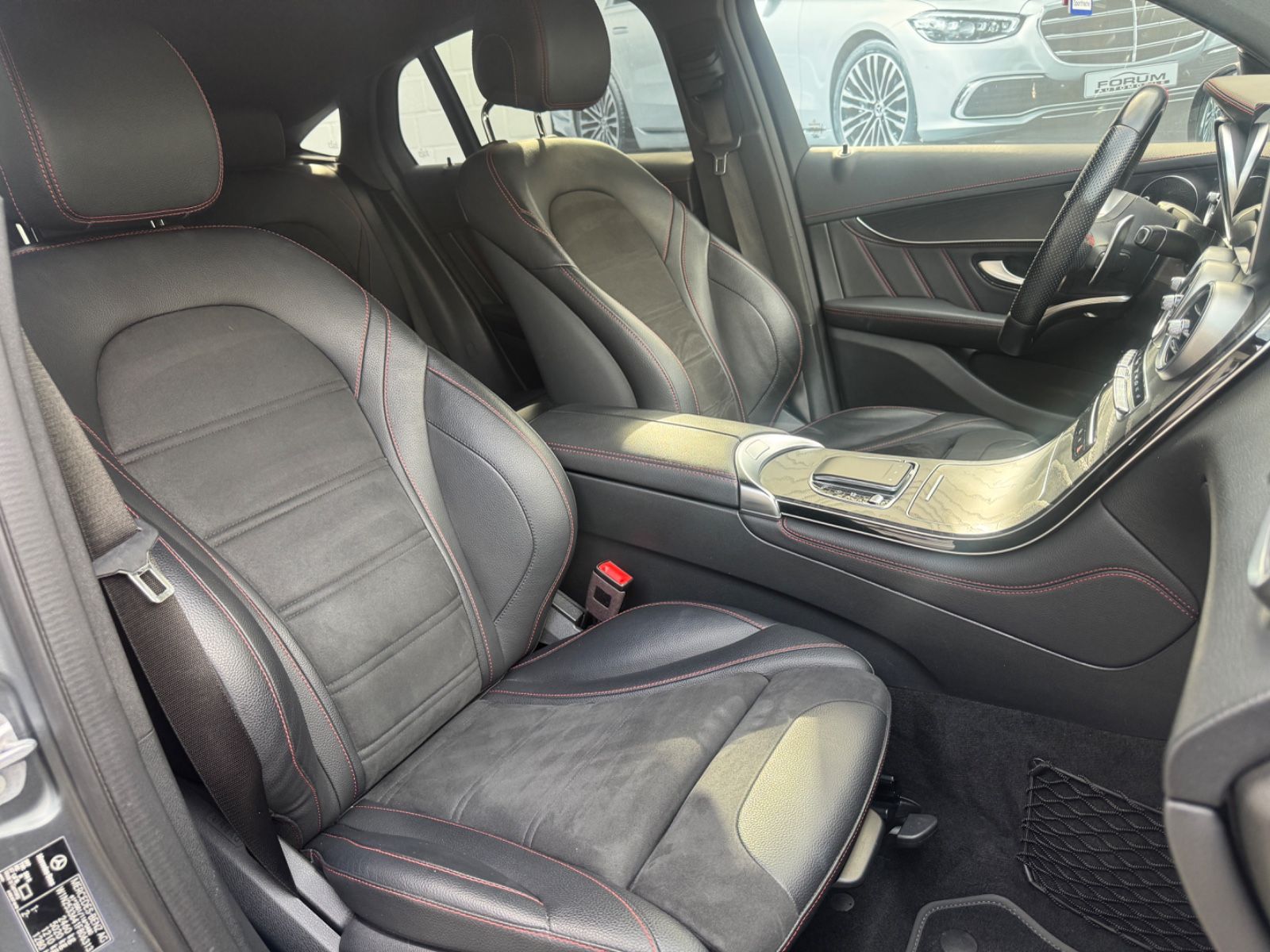 Mercedes-Benz GLC 43 4M Coupe AMG PERFORMANCE foto 18