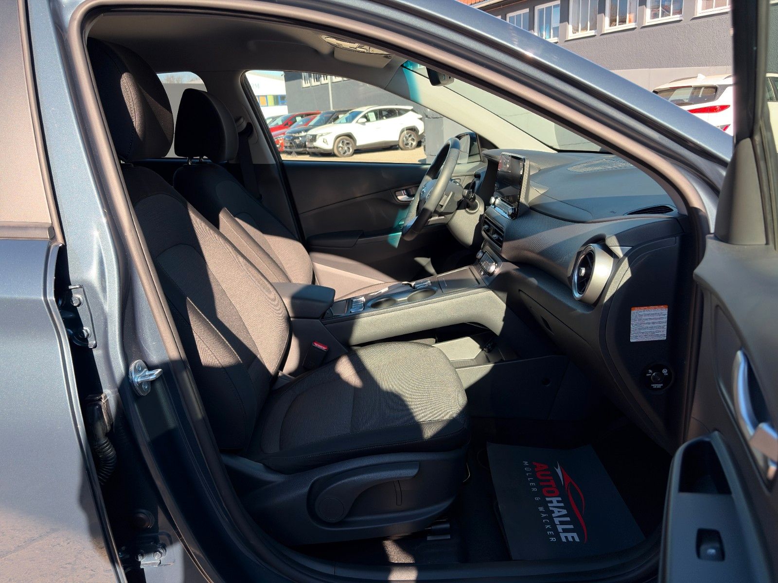 Fahrzeugabbildung Hyundai KONA E Trend SHZ LHZ ACC LKA LFA KRELL CarPlay