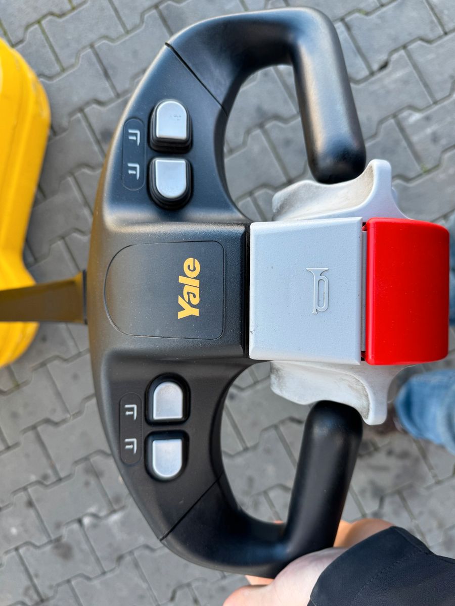 Fahrzeugabbildung Yale MS 12 AC / Triplex: 4m! / nur 180h! / 2014