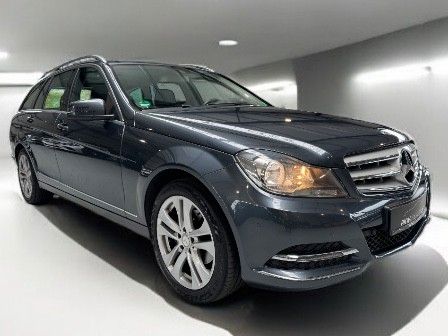 Mercedes-Benz C 180 T AVANTGARDE