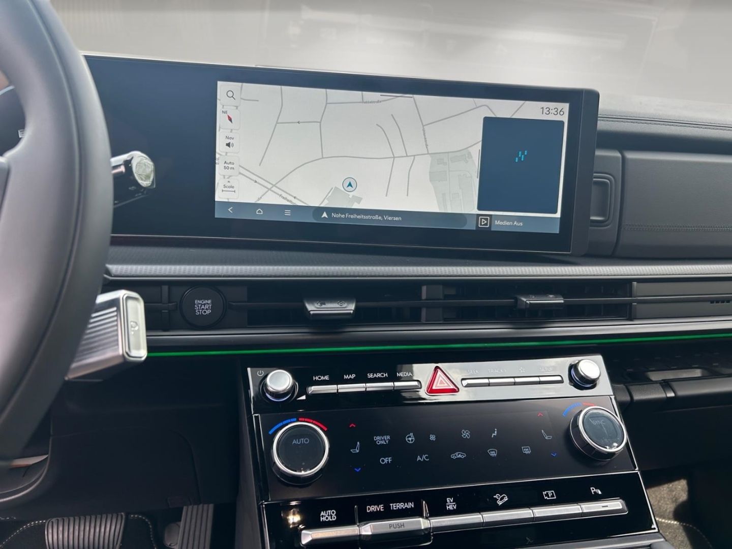 Hyundai SANTA FE - Bild 10