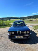BMW 323 - BMW 323: Limousine