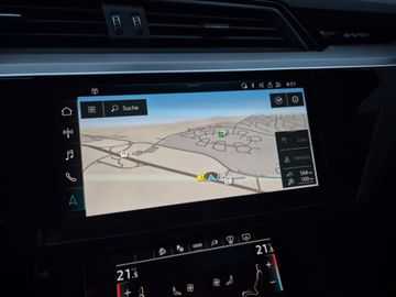 Audi Q8 - 9