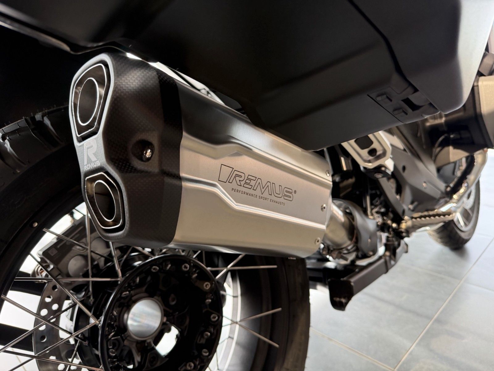 Fahrzeugabbildung BMW R1300GS ASA Sonder Edi. inkl. Koffer/Remus/Sitzb