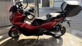 Honda ADV 350 mit Tomtom Navi - HONDA 350