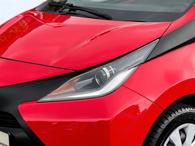Toyota Aygo AYGO 1,0 Klima & Radio ,wenige Kilometer