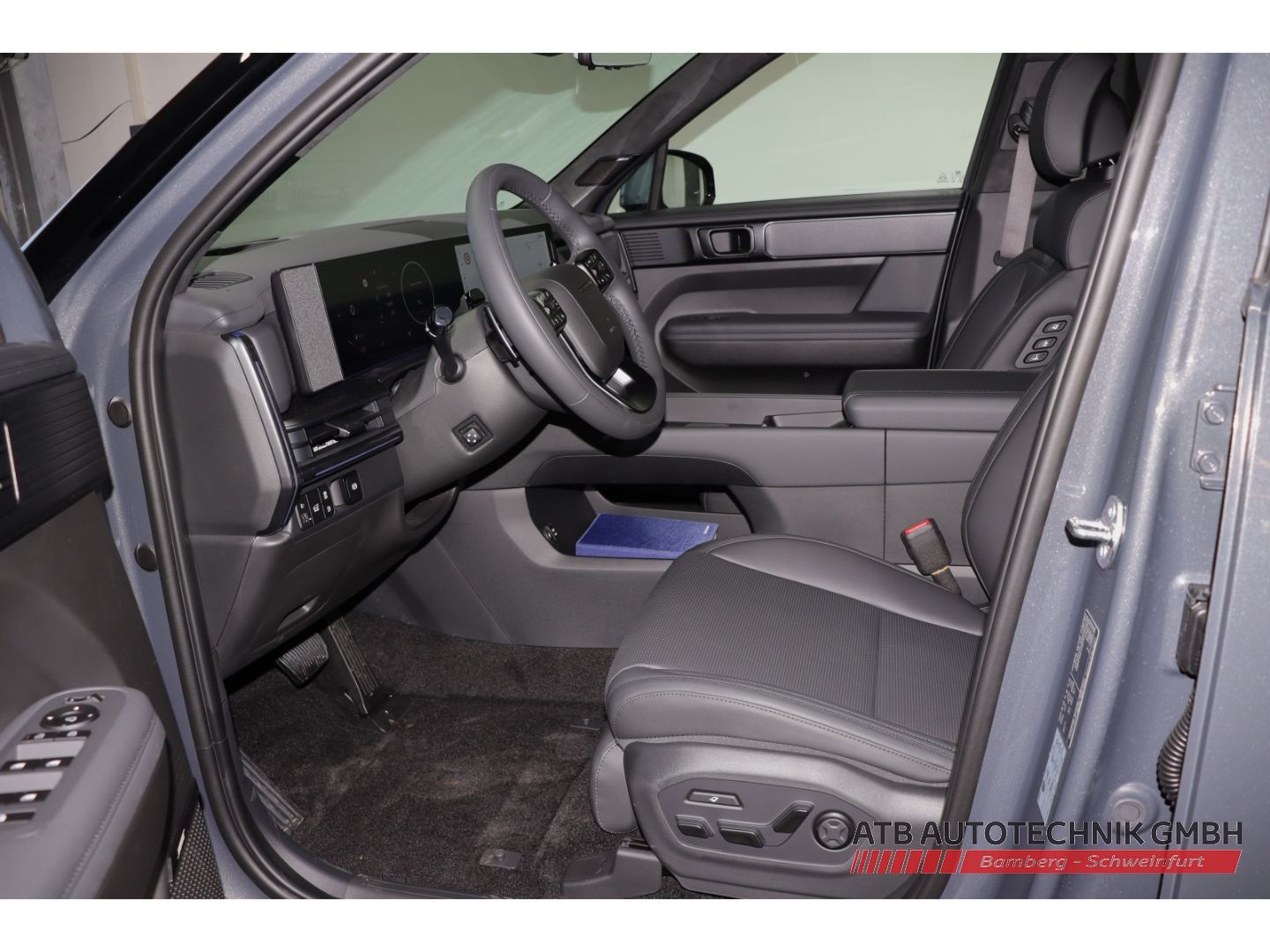Fahrzeugabbildung Hyundai SANTA FE Blackline MY26 1.6 T-GDi PHEV 4WD HUD N