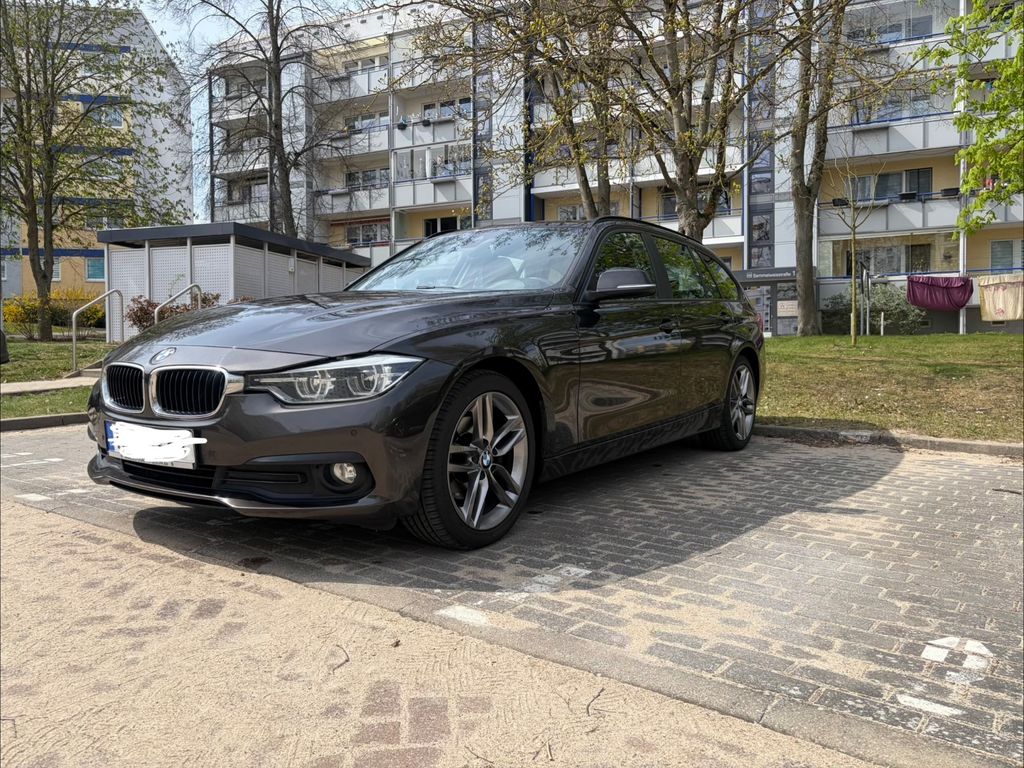 Image of BMW 320