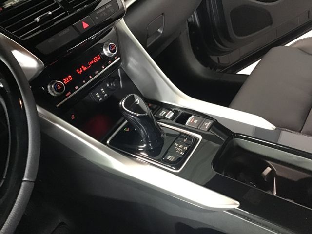Fahrzeugabbildung Mitsubishi Eclipse Cross TOP PHEV  4x4 ACC 5 Jahre Garantie
