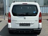 Peugeot Partner Tepee Tendance Behindertengerecht Rollst - Peugeot Partner: B