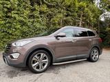 Hyundai Grand Santa Fe 7 sitze 233 Ps  gut... - Hyundai Grand Santa Fe von privat