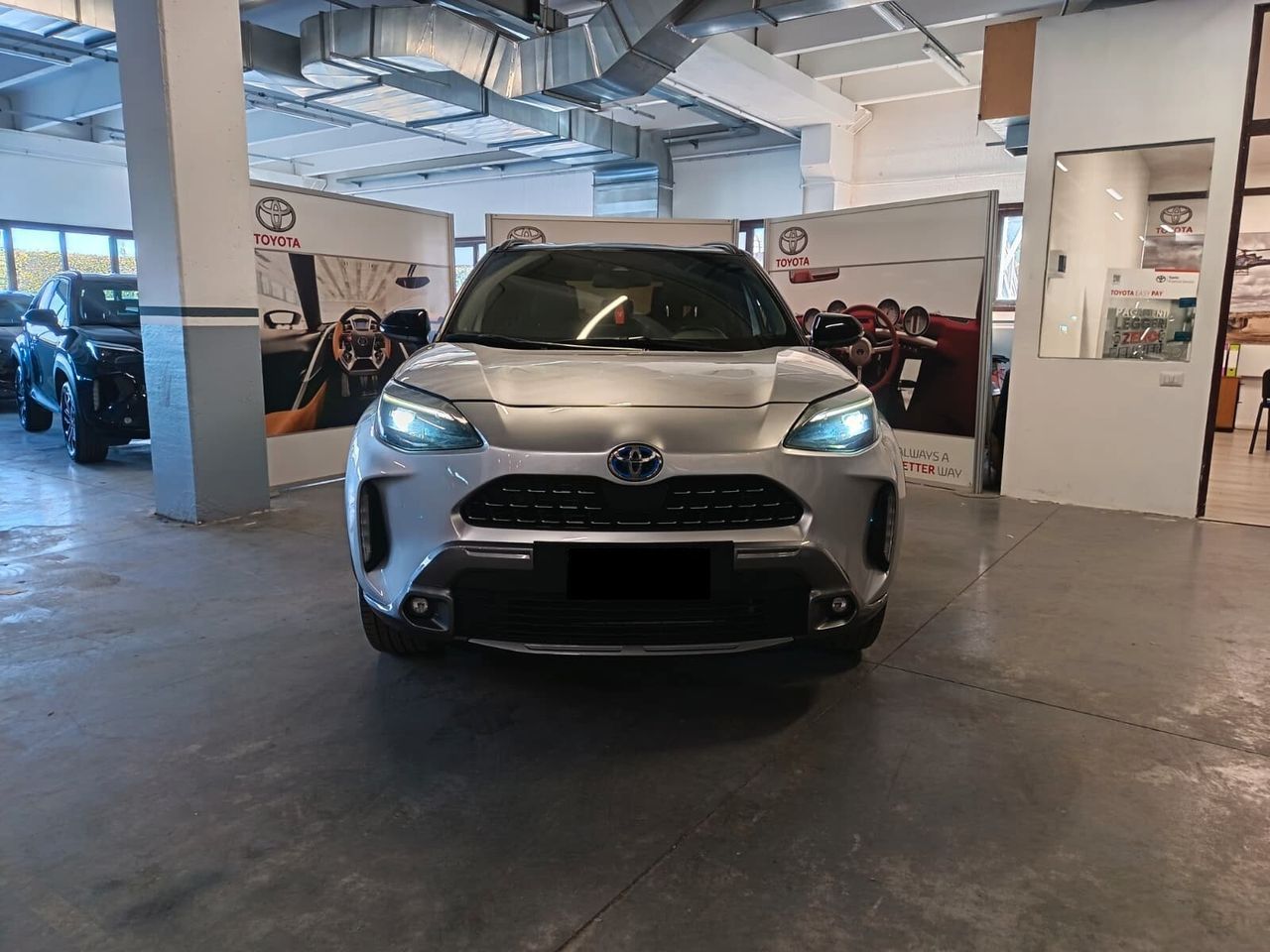 Other Toyota Yaris Cross 1.5 Hybrid 5p. E-CVT Adventur imagem 3