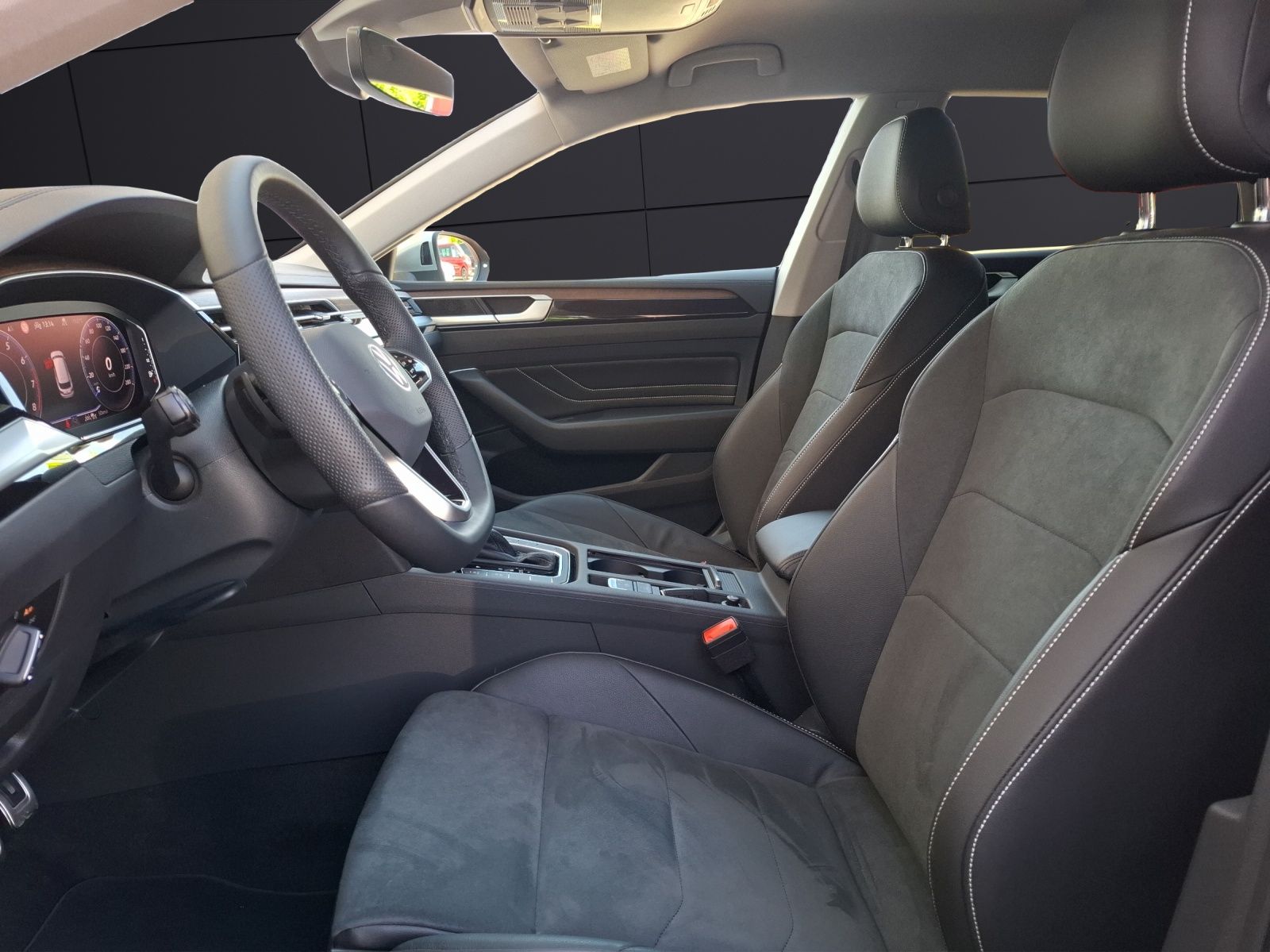 Fahrzeugabbildung Volkswagen Arteon SB TSI Elegance DSG  Matrix AHK Navi AID