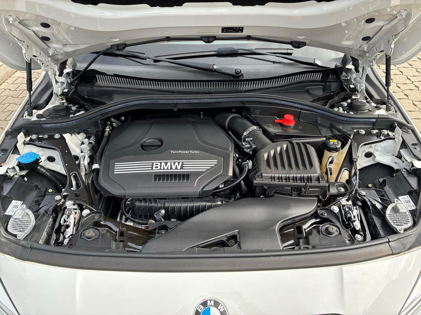 BMW 118 i 5-Türer SPORTLINE LED LC PLUS 19 ZOLL M-LE, миниатюра 14