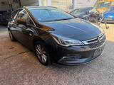 Opel Astra K Lim. 5-trg. Innovation Start/Stop - Opel Astra Unfallwagen
