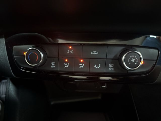Corsa Elegance 1.2 APPLE/ANDROID LED PDC ALLWETT