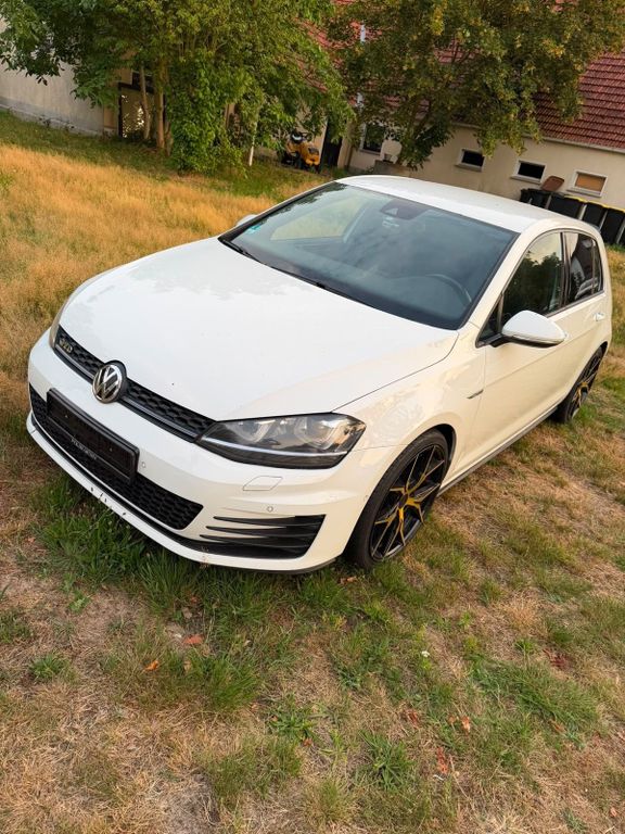 Image of Volkswagen Golf