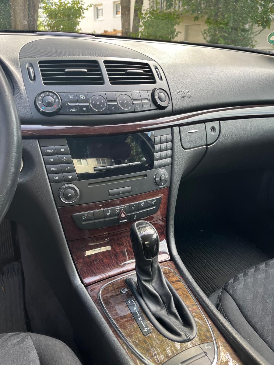 Mercedes-Benz E 220 CDI Classic