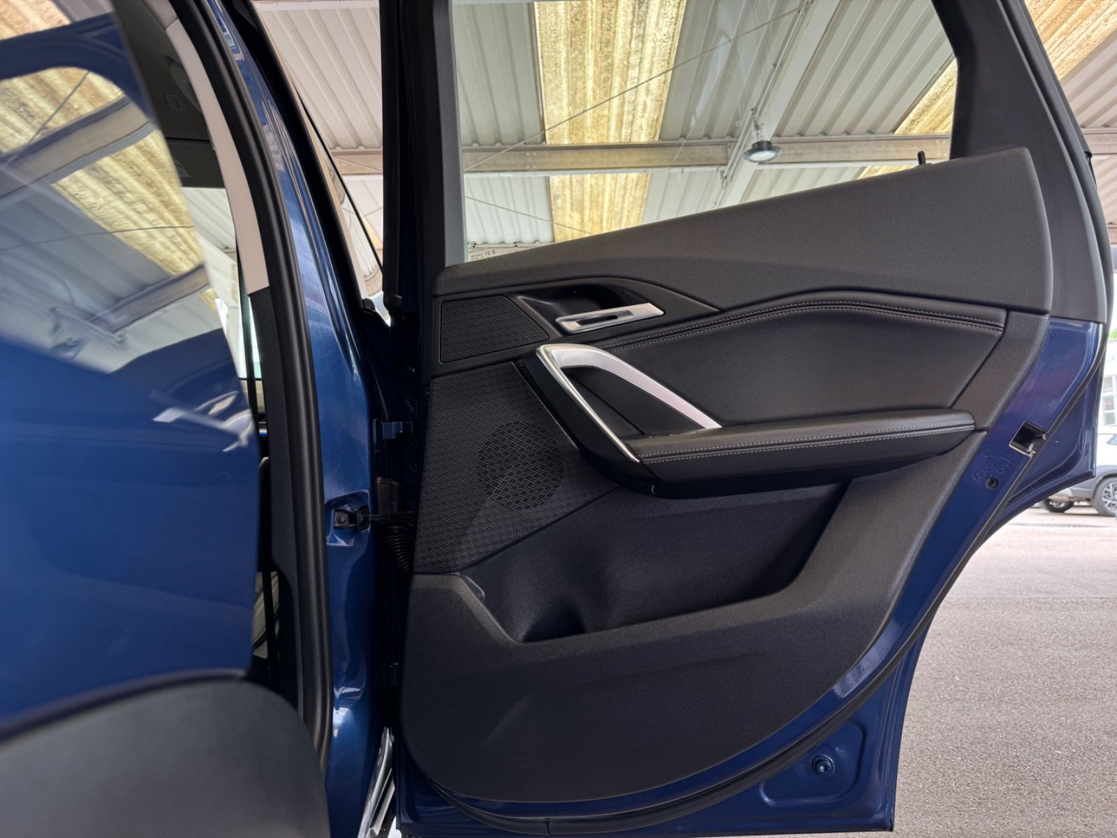 BMW X1 18 d sDrive+2Hand+Leder+AHK+Digitales Cockpit foto 9