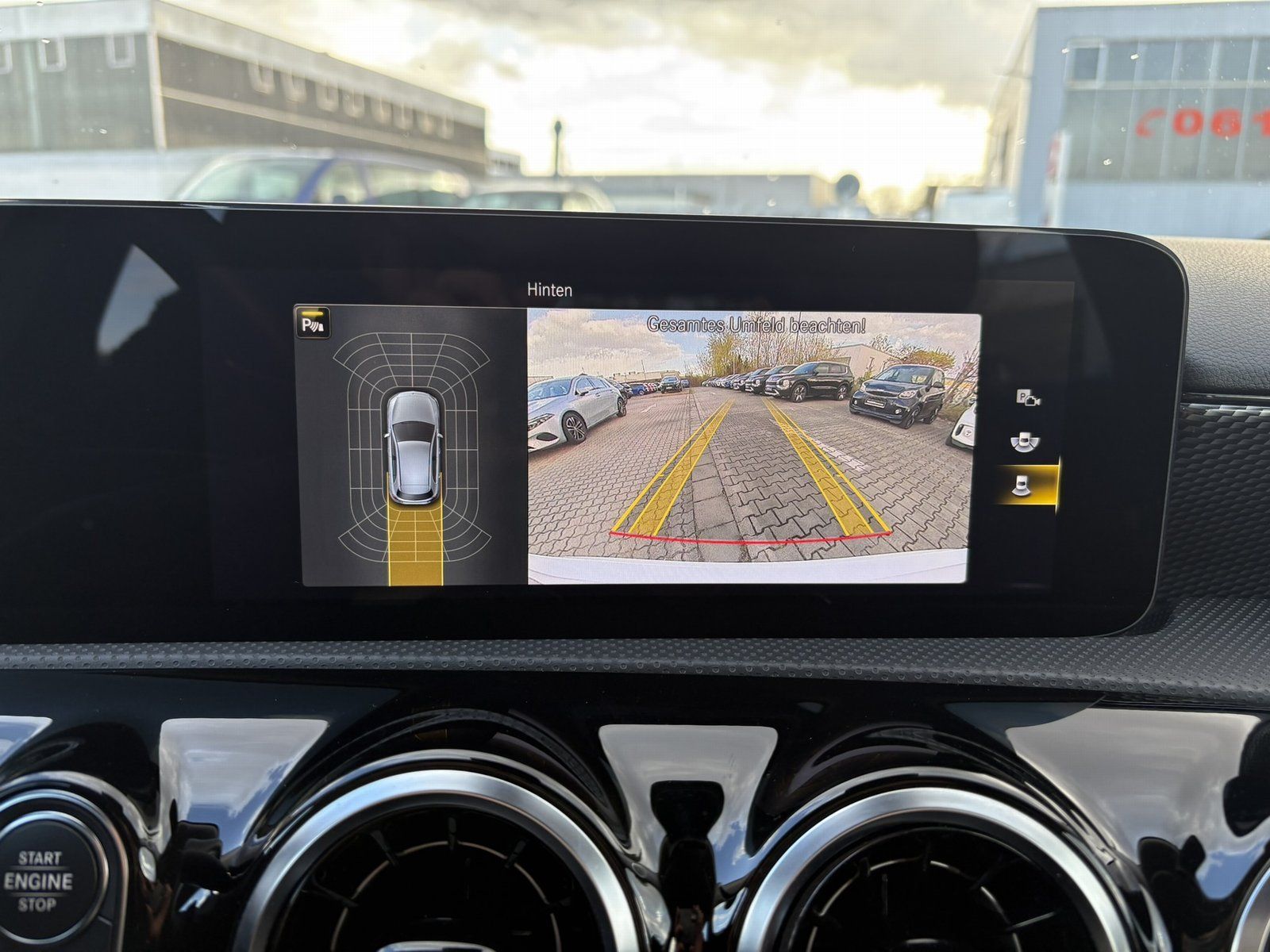 Fahrzeugabbildung Mercedes-Benz A 180 PROGRESSIVE*LED*CARPLAY*ASSISTENTSSYSTEME