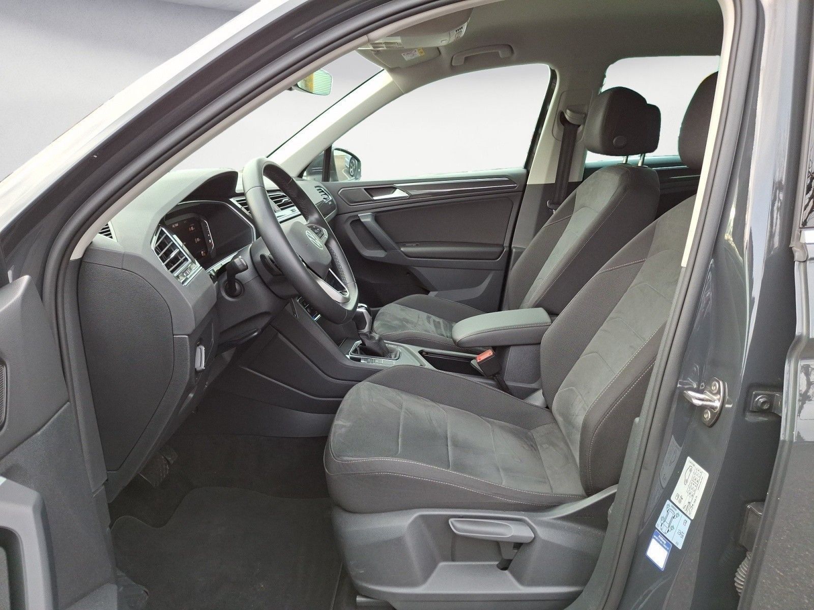 Volkswagen Tiguan - Bild 8