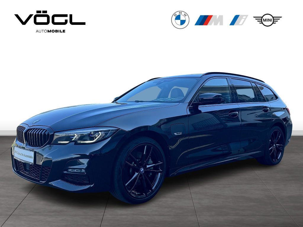 Image of BMW 330