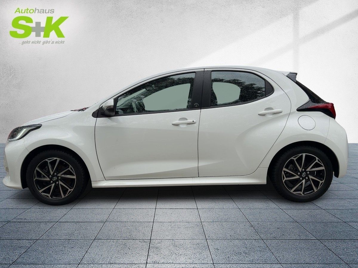 Toyota Yaris 1,5 Hybrid++GJR++SHZ++R-Kamer++Carplay+++ imagem 2