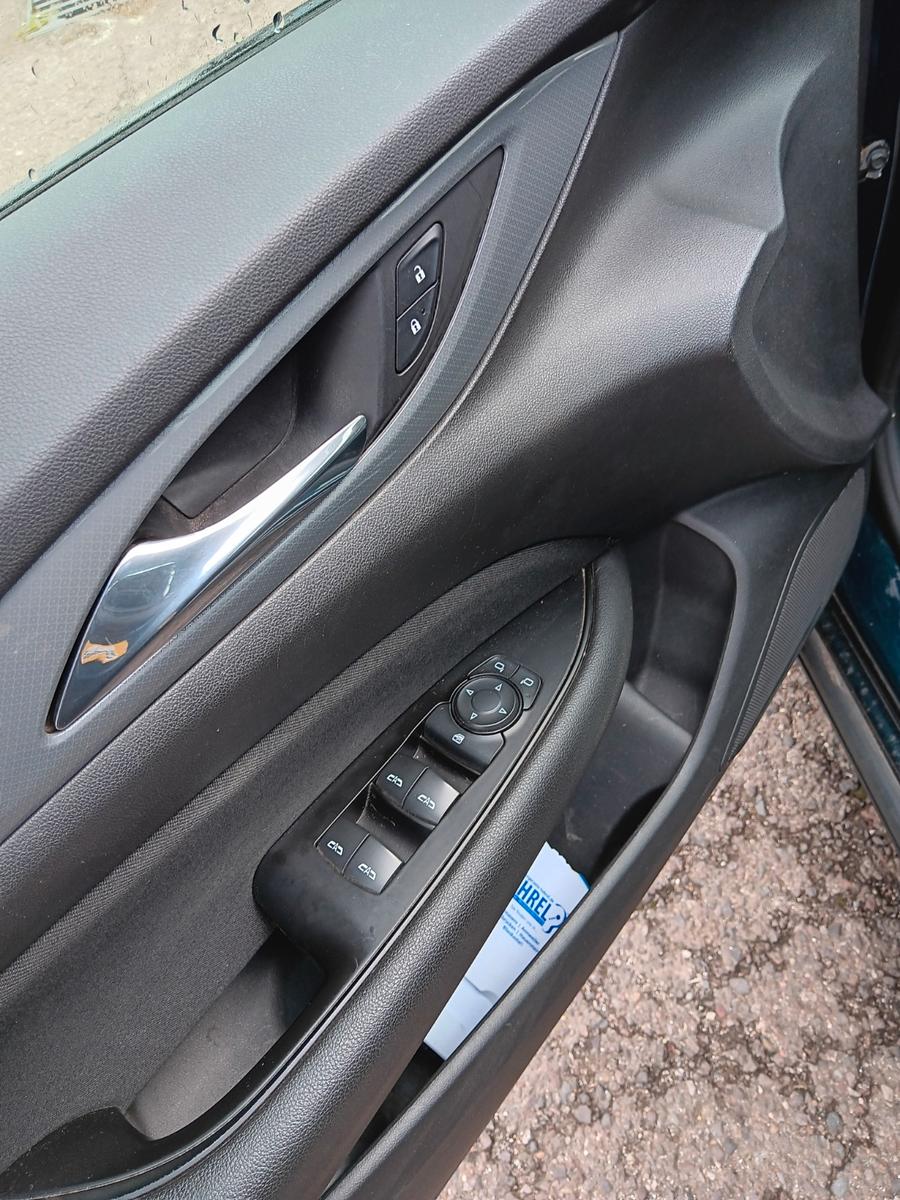 Opel Insignia 2.0 Diesel 125kW Business Innovatio...