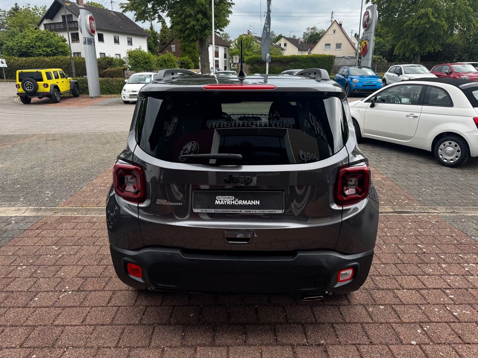 Fahrzeugabbildung Jeep Renegade Limited Automatik LED NAVI KAMERA ACC