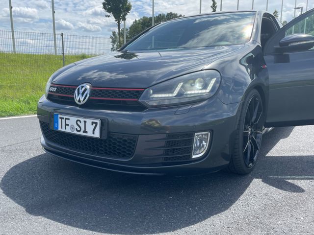 Volkswagen Golf 2.0 TSI GTI GTI