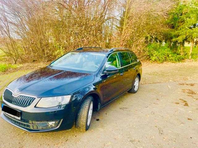 Skoda Octavia 2.0 TDI DSG Ambition 1. Hand