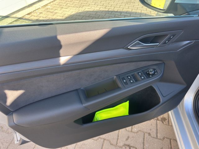 Golf VIII eTSI 1.5 Mildhybrid Style 110kW DSG LE