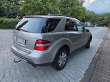 Mercedes-Benz ML 320 CDI 4MATIC - Mercedes-Benz ML 320: Leder, Standheizung