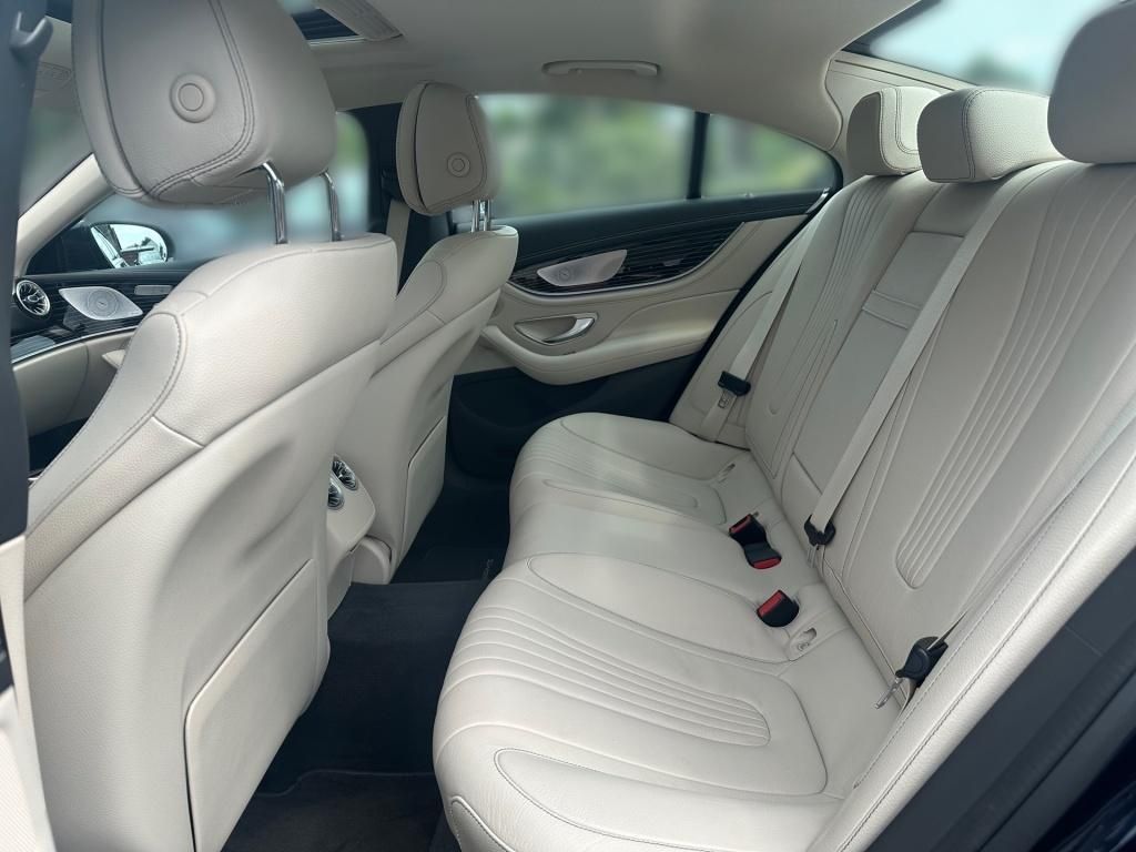 Fahrzeugabbildung Mercedes-Benz CLS 400 d 4M AMG AHK Airmatic ACC HUD Memo Sport