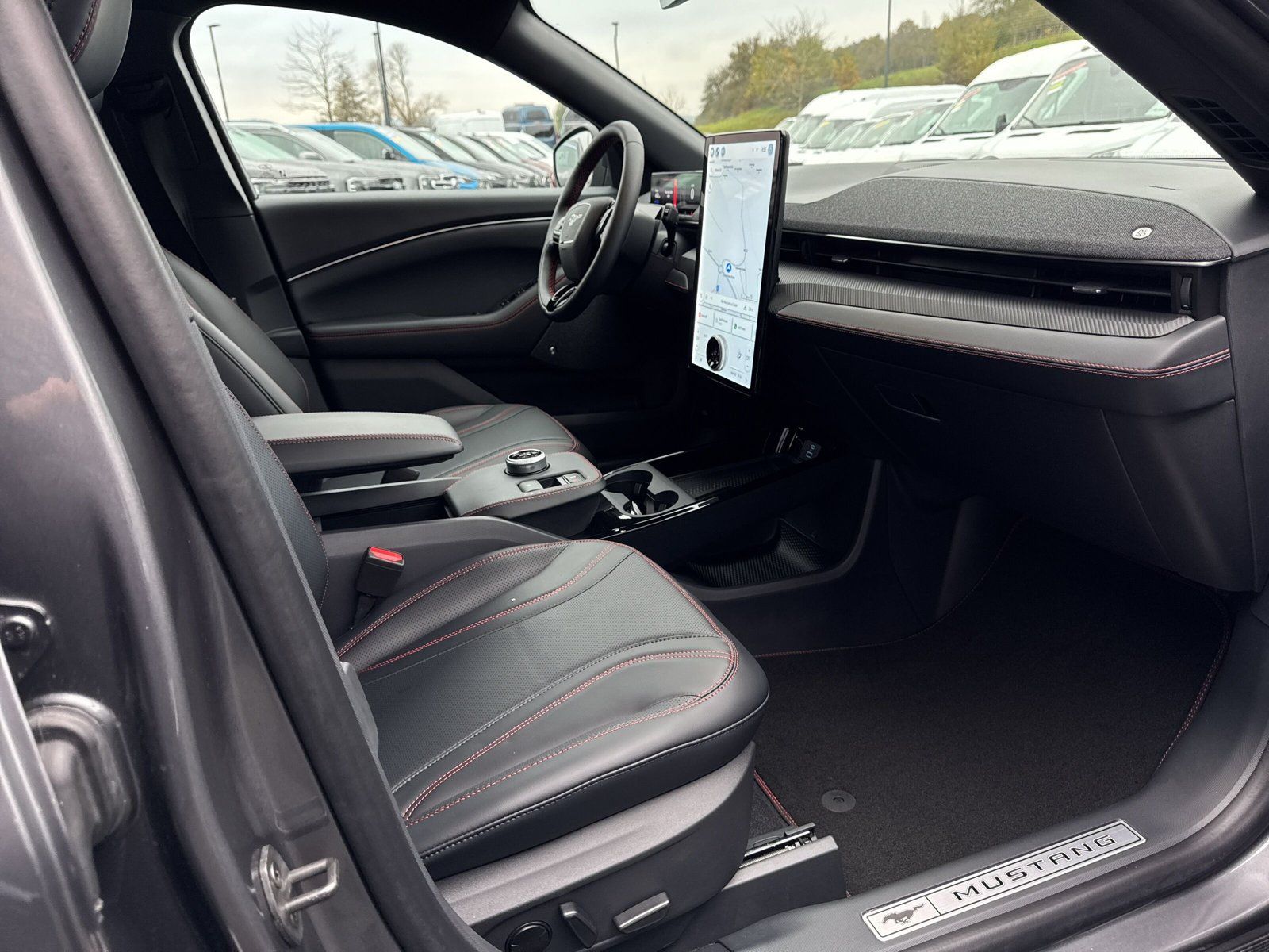 Fahrzeugabbildung Ford Mustang Mach-E #99kWh Premium