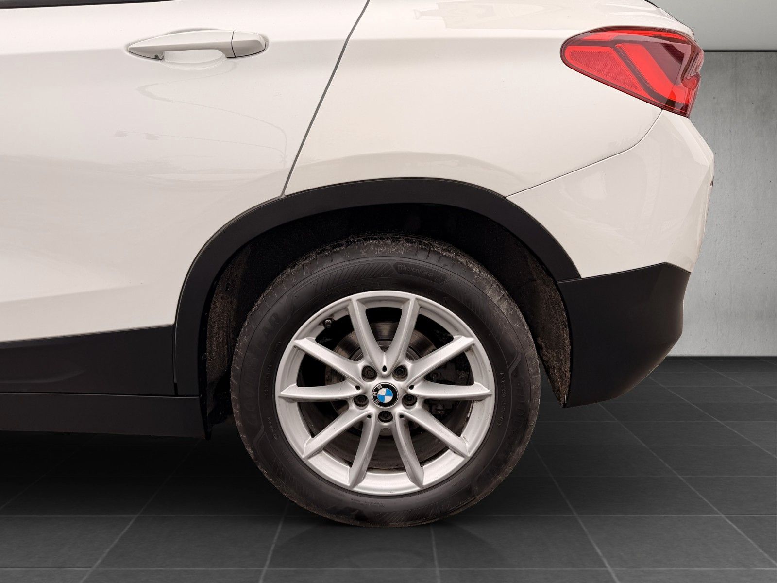 BMW X2 sDrive 18i*Automatik*LED*Navi*Panorama foto 15