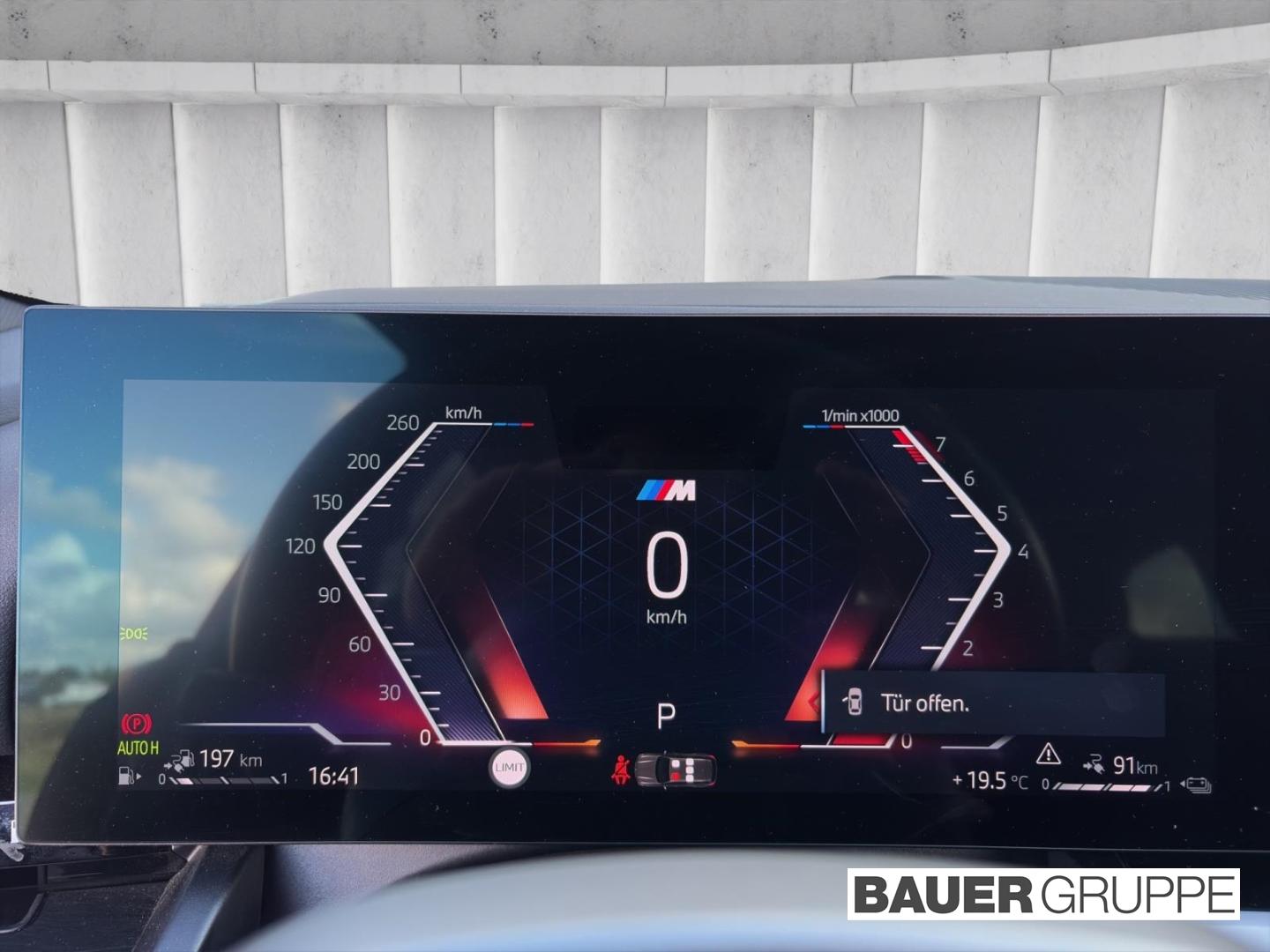 BMW 530 e M Sport Touring Park-Assistent Sportpaket 