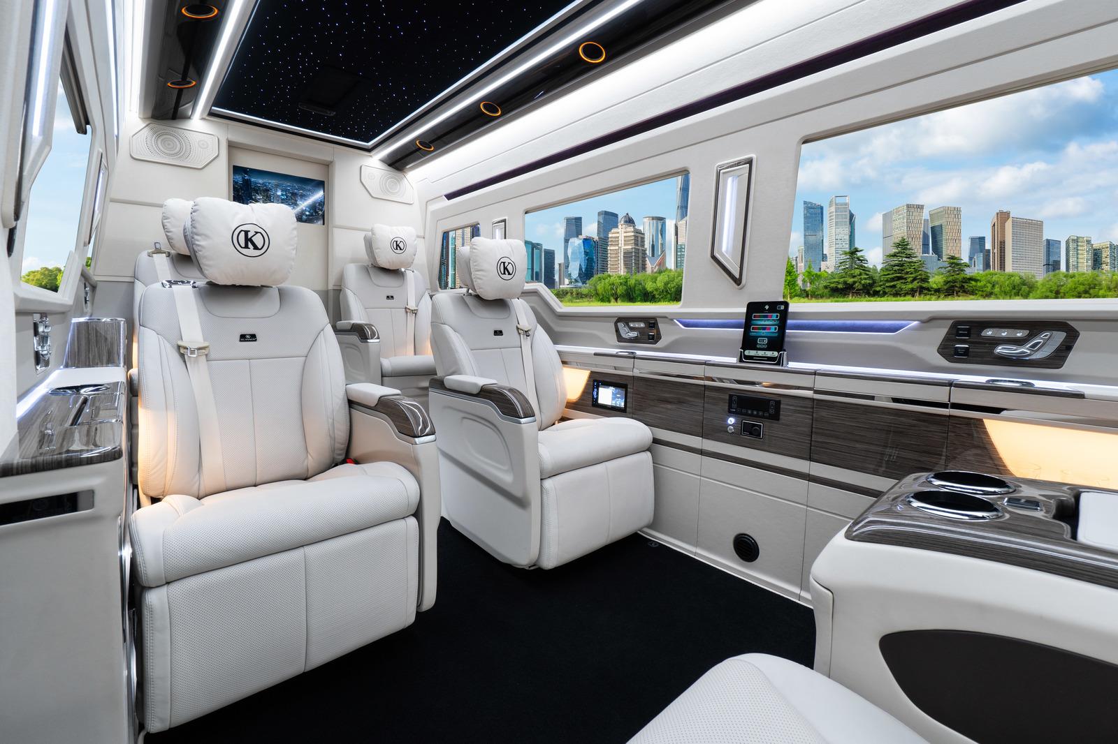 Mercedes-Benz Sprinter 519 - Business VIP Van - 2026 - WC