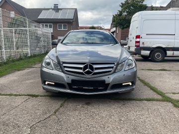 Mercedes E 250 - 2