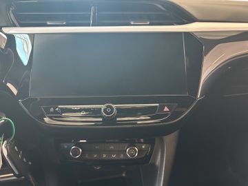 Fotografie 12 des Opel Corsa F GS AT Komfort-Paket Alllwetterreifen
