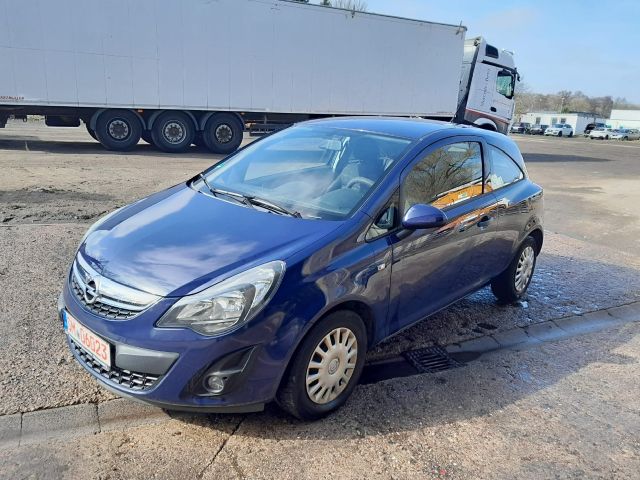 Opel Corsa D Selection / +GAS Anlage