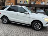 Mercedes-Benz ML 350 BlueTEC 4MATIC - - Mercedes-Benz ML-Klasse Gebrauchtwagen in Berlin